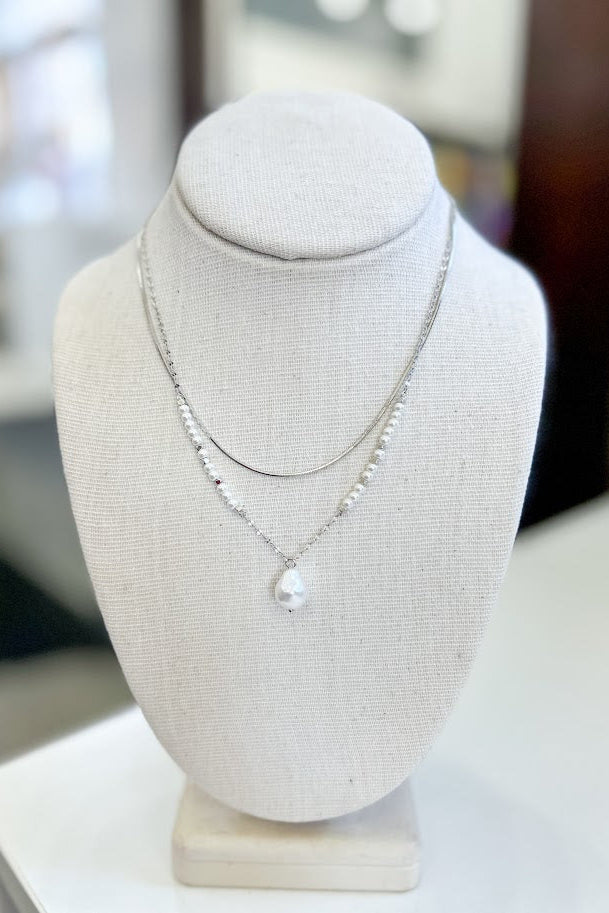 2 Layered Pearl Necklace