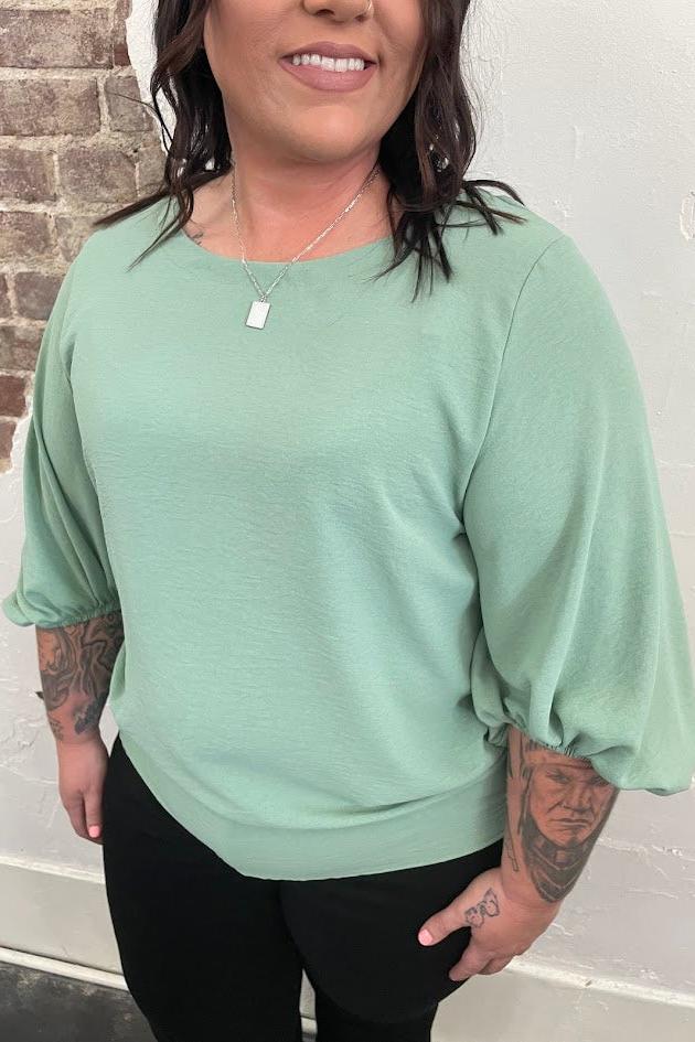 Solid Quarter Sleeve Top