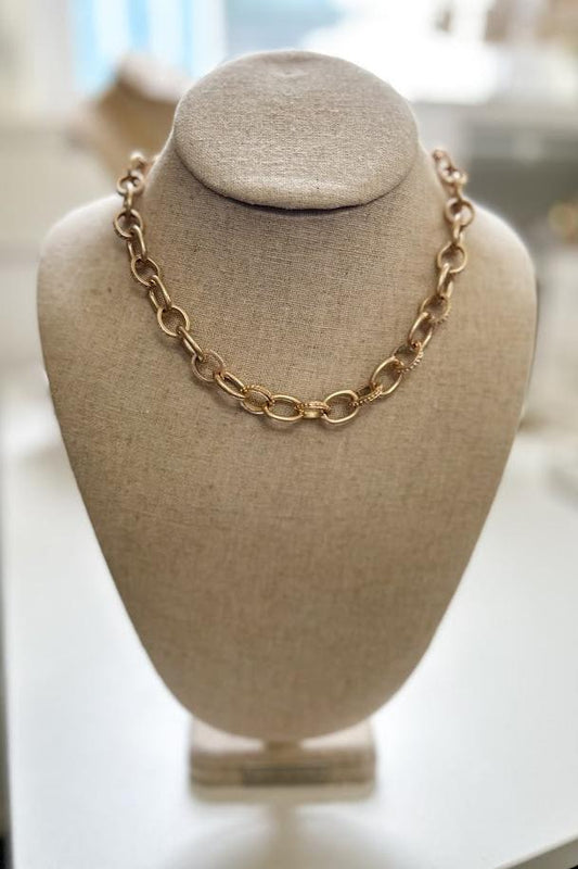 Oval Link Metal Necklace